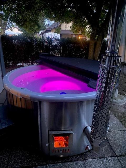 Seenahes Haus Mit Hot Tub Βίλα Krumpendorf Εξωτερικό φωτογραφία